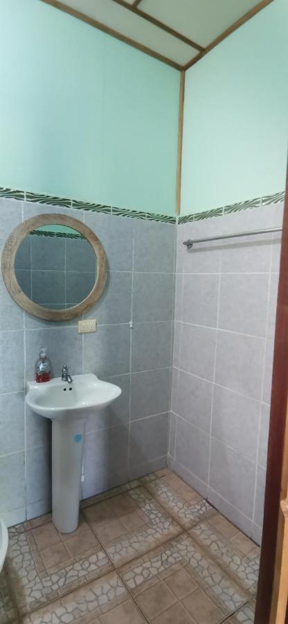 Allegra Hostel Drakes Bay エクステリア 写真